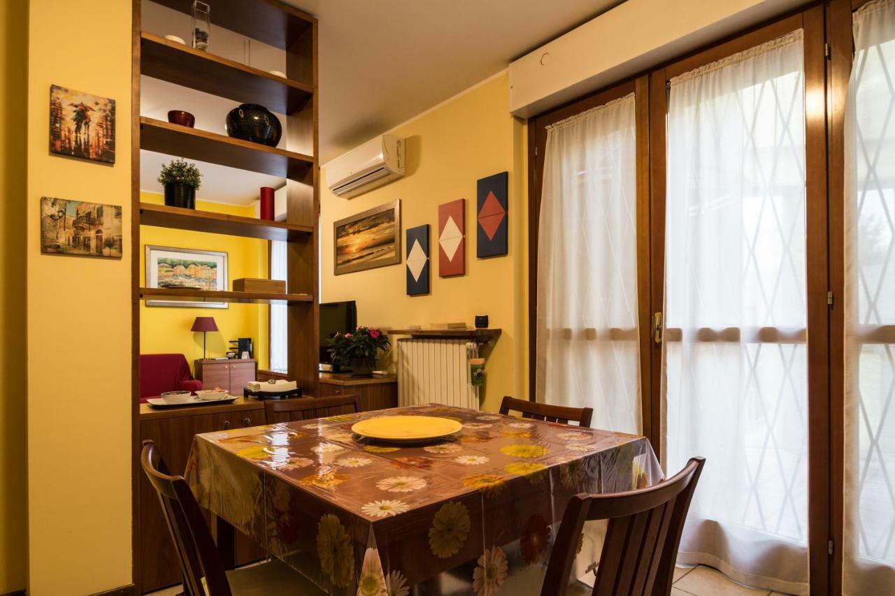 산도나토밀라네세 Cozy Penthouse 빌라 외부 사진