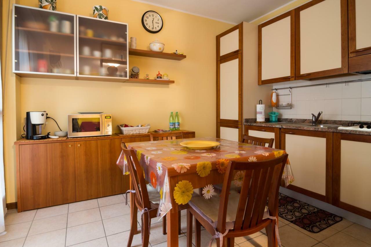산도나토밀라네세 Cozy Penthouse 빌라 외부 사진