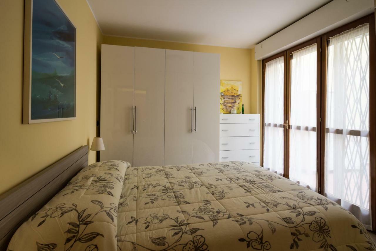 산도나토밀라네세 Cozy Penthouse 빌라 외부 사진
